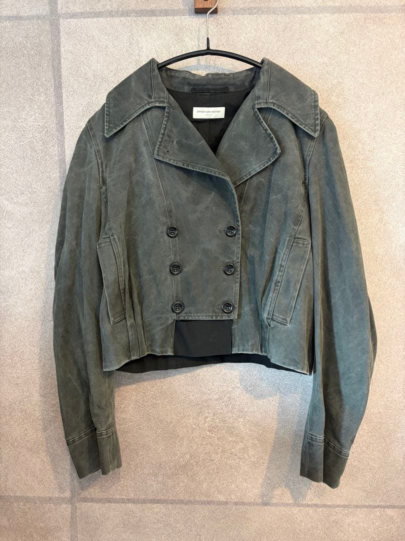 DRIES VAN NOTEN ショート丈ジャケット