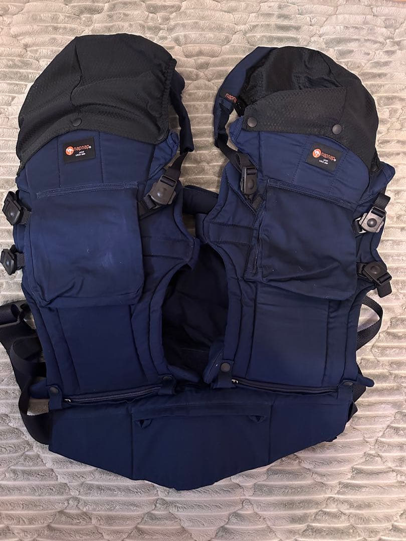 古川【新品未使用】napnap ふたご抱っこひも ネイビー