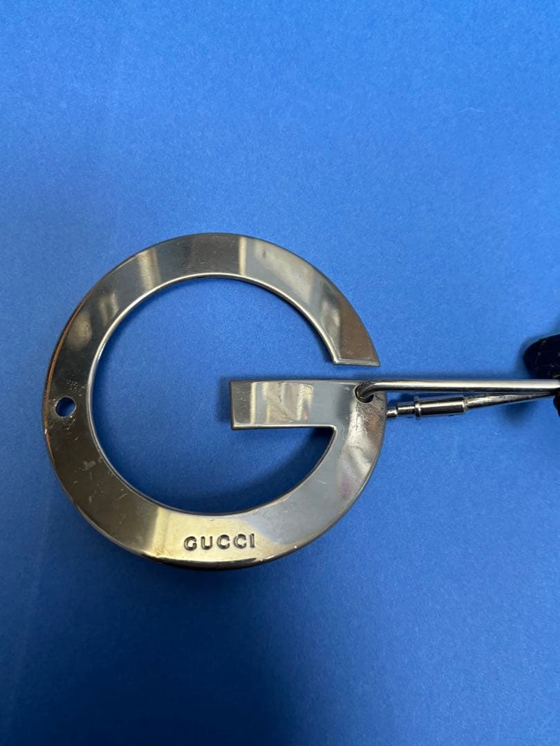 GUCCI Gロゴバックル ヘビ本革ベルト