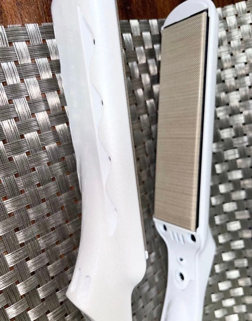 1度と試し使用のみ★KINUJO 絹女 ストレート アイロン LM-125