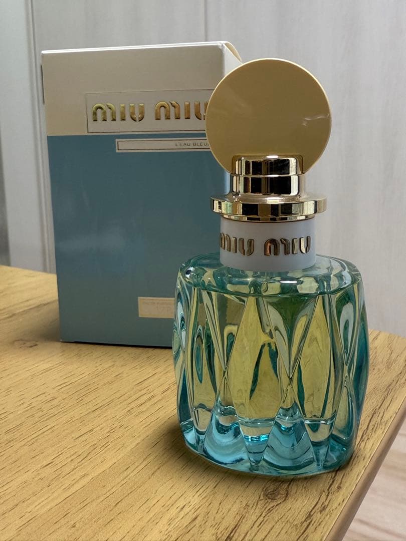 Miu Miu 香水 ミュウミュウ