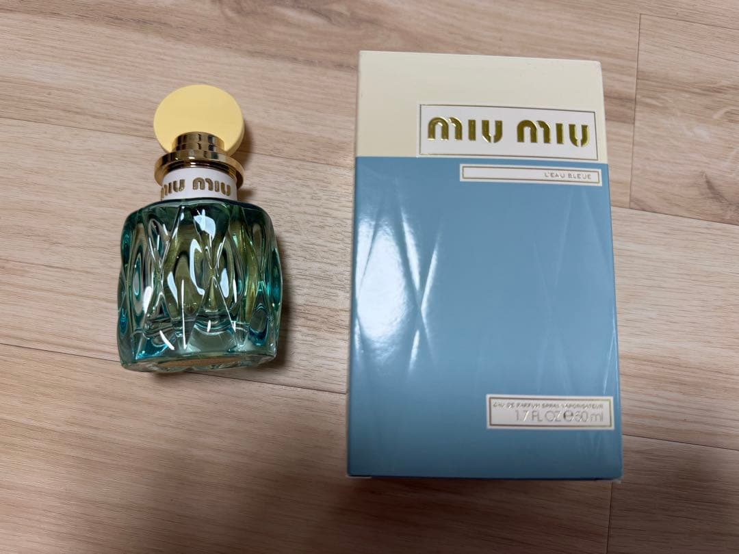 Miu Miu 香水 ミュウミュウ