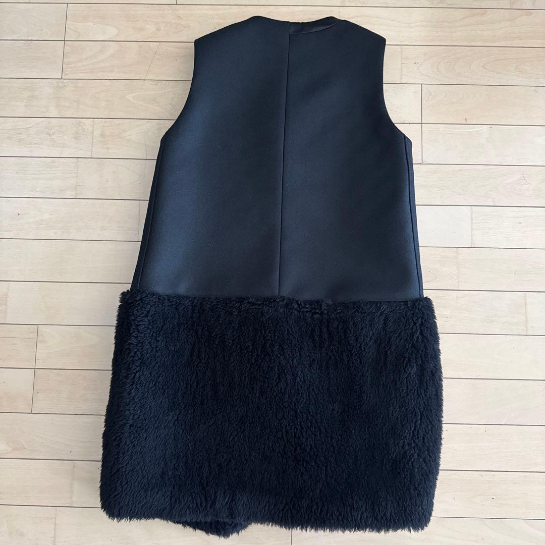 あ様　RERACS リラクスブラック ジレ ノースリーブ