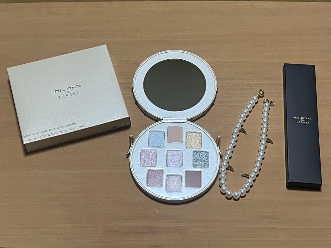 パール レベル クラッチ アイシャドー パレット シュウウエムラ タサキ