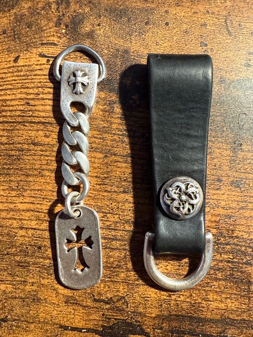 クロスデザイン キーホルダー　ベルトループ 2点セット