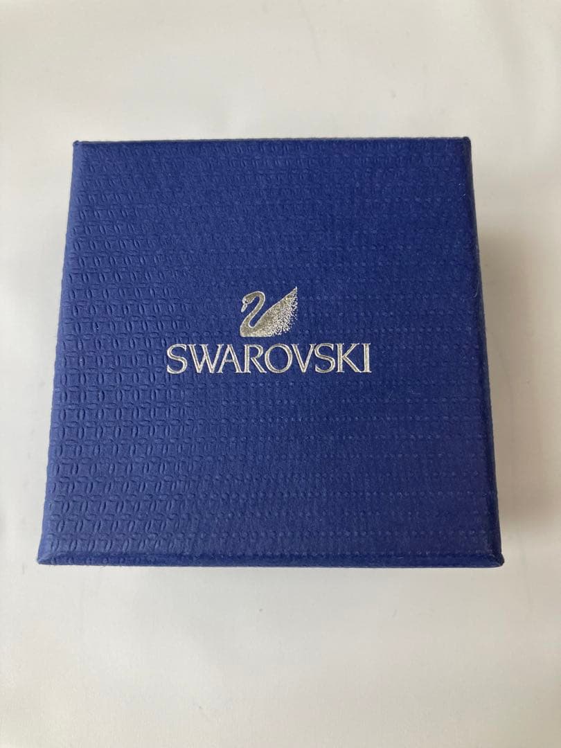 すき透る輝き！Swarovski 青いクリスタル カフスボタン
