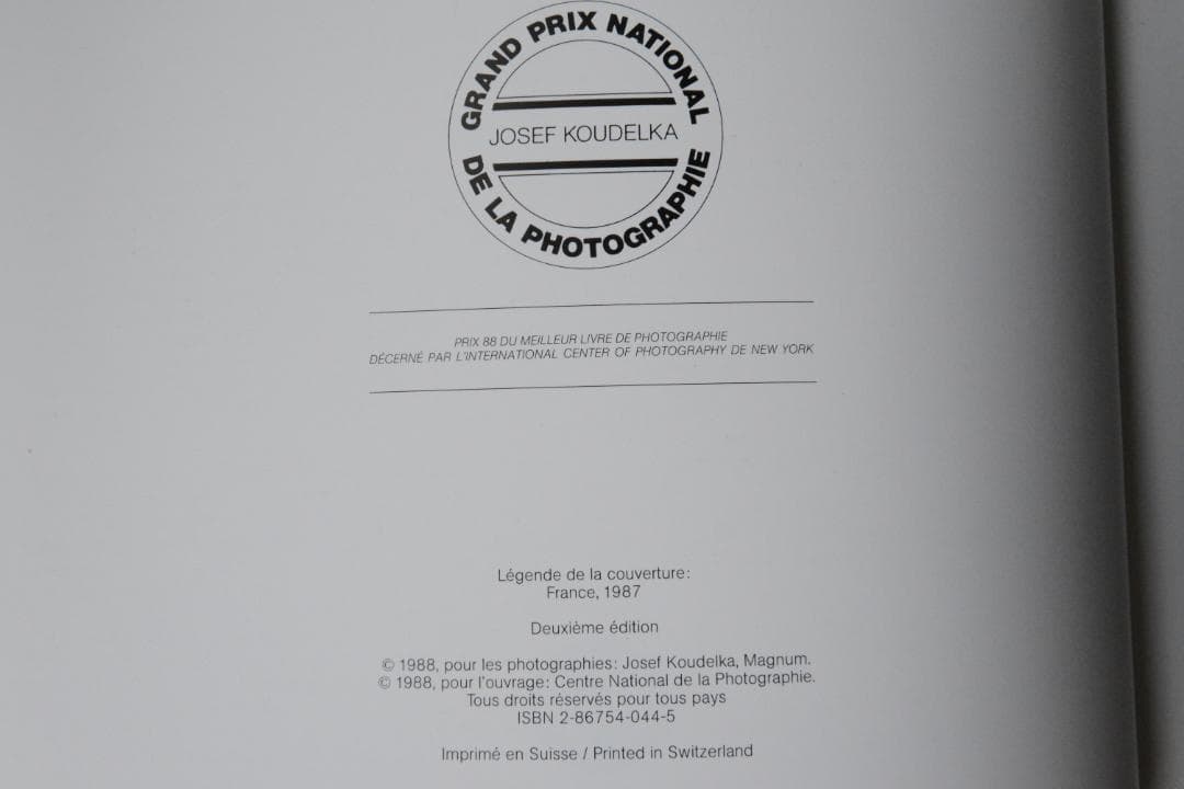 【Josef Koudelka:Exils 】サイン入　１９８８年