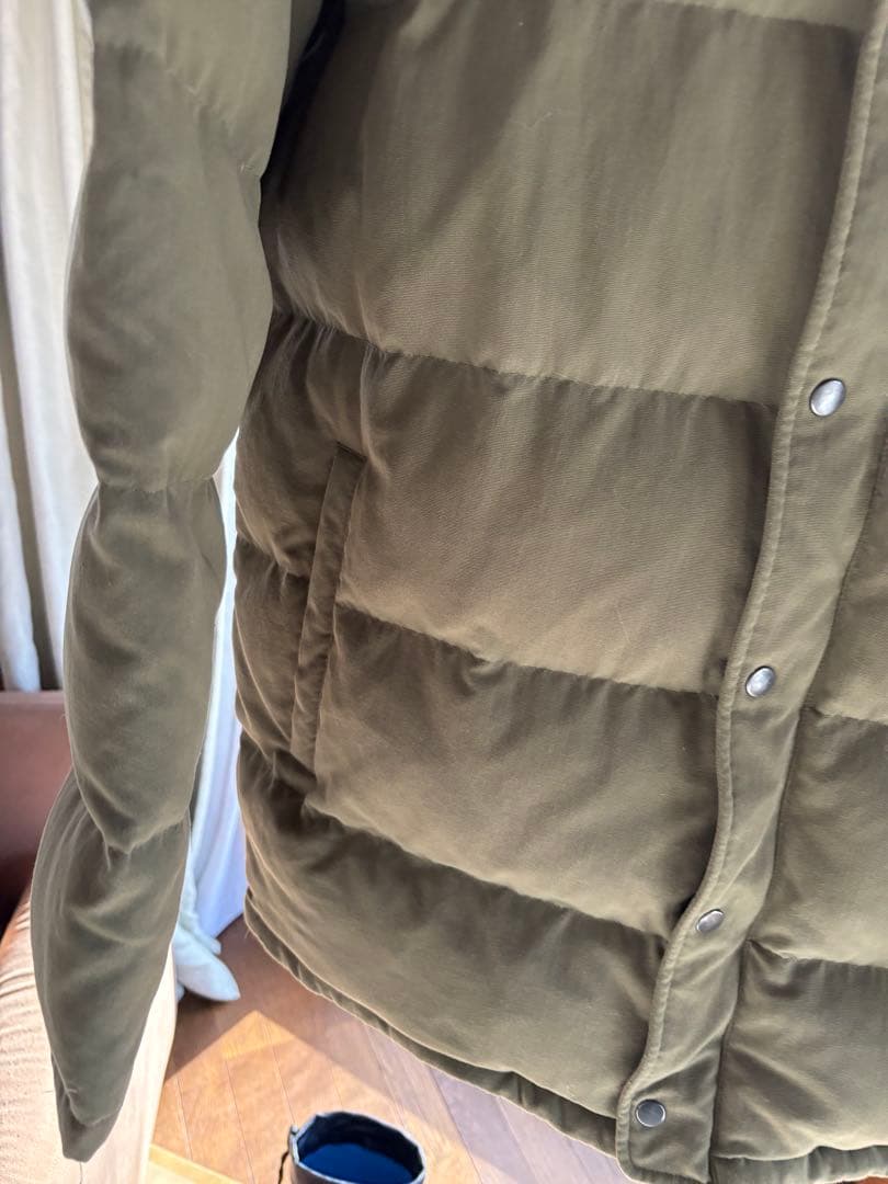 Patagonia 　フード付きダウンジャケット 　パタゴニア　　サイズL