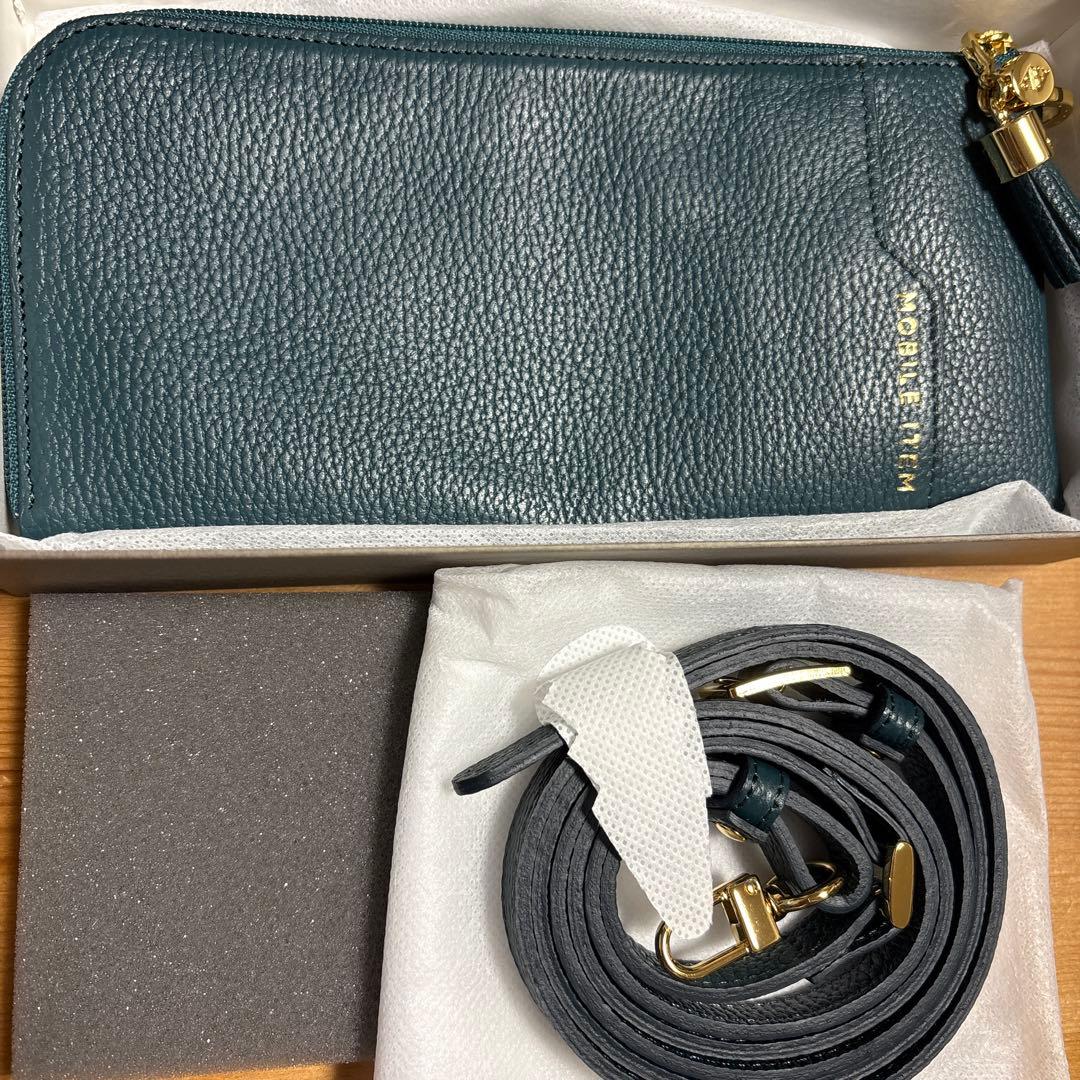 アタオ　ATAO Batty(バティ)／バッグにもなる長財布