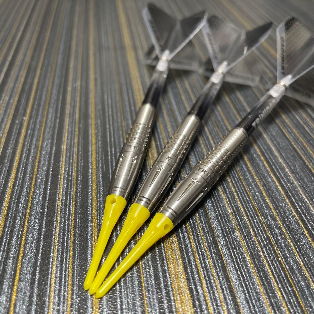 定価約12000円 ソフトダーツ カルロス3 カットかなり強め 投げやすい