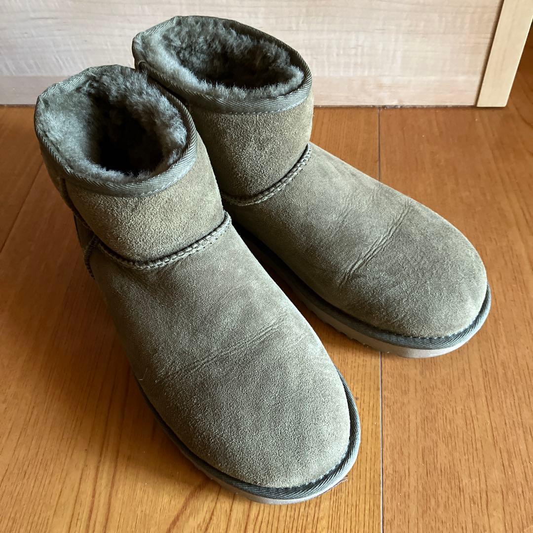 ⭐︎ かほりん ⭐︎UGG ムートンブーツ オリーブ色