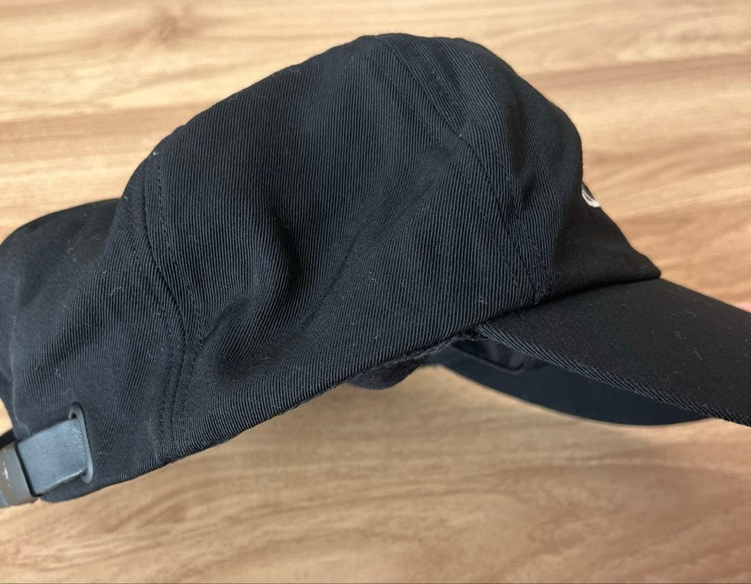 comesandgoes cap ny　ブラック