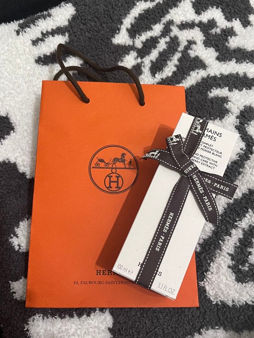 レ マン エルメス レ マン クレーム　ハンドクリーム　100g