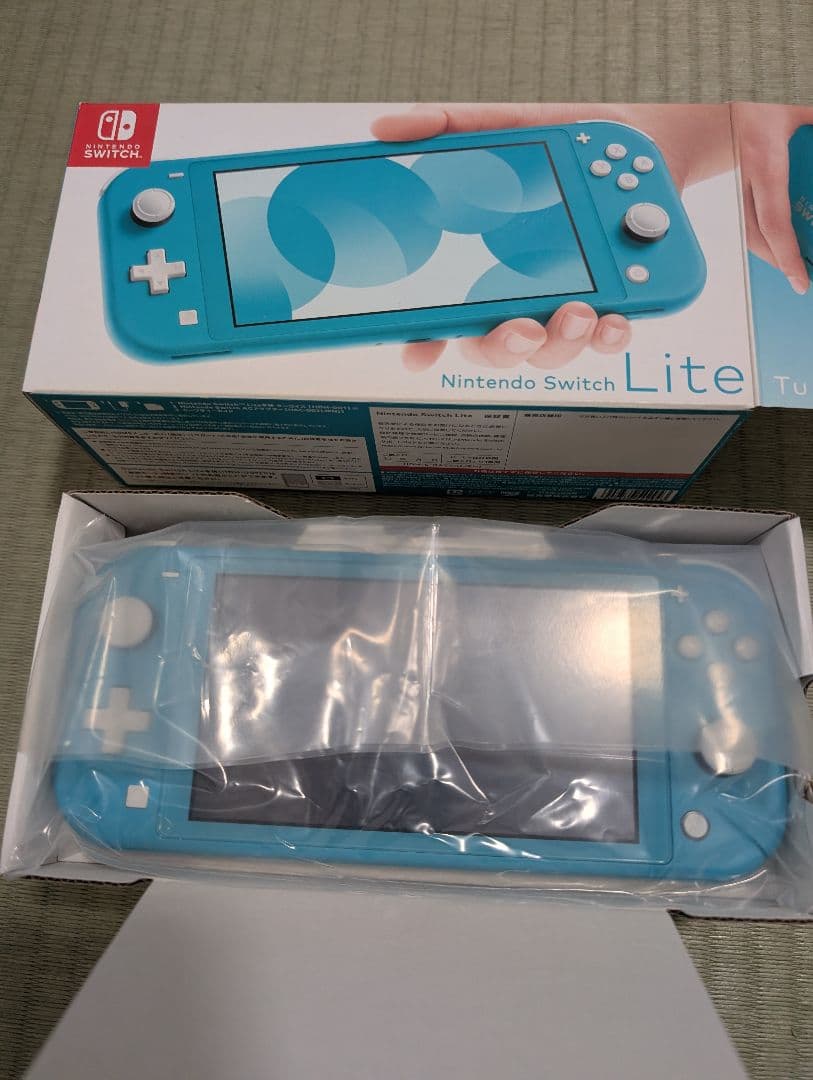 【即日発送】中古Nintendo Switch Lite 本体 カバー2種類付き