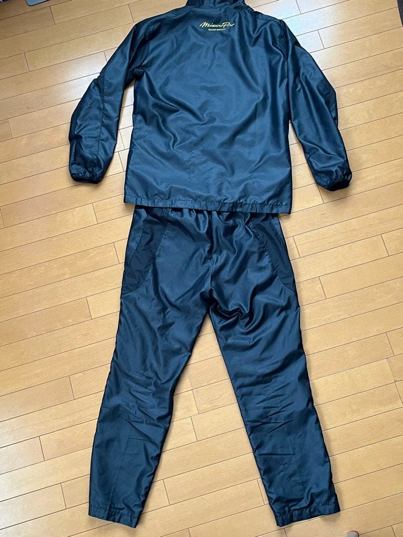 ミズノプロ　ウィンドブレーカー　Ｏサイズ