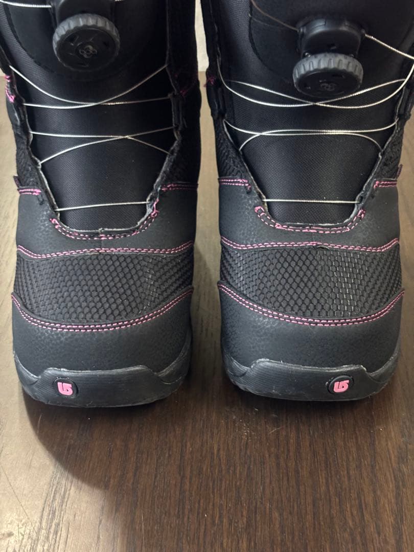BURTON PEACH スノーボードブーツ 女性用　24センチ