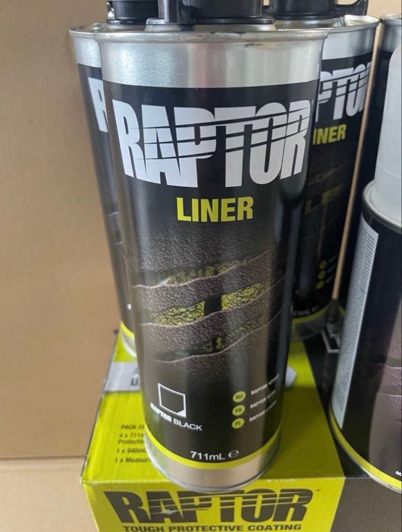 送料無料！ラプターライナーブラック4本セット！