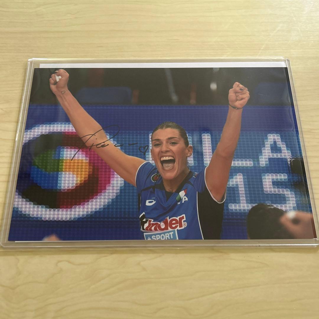 フランチェスカ・ピッチニーニ 直筆サイン入りフォト　バレーボール