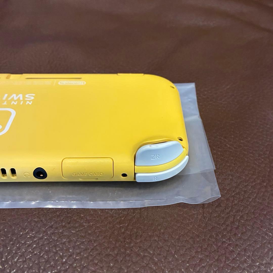 Nintendo Switch Lite イエロー ハードケース付き