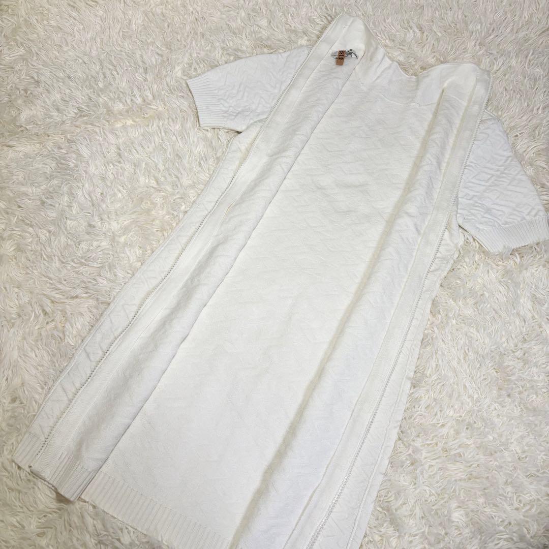 FENDI フェンディ　エンボスロゴ　ニットワンピース　白　サイズ40（M）