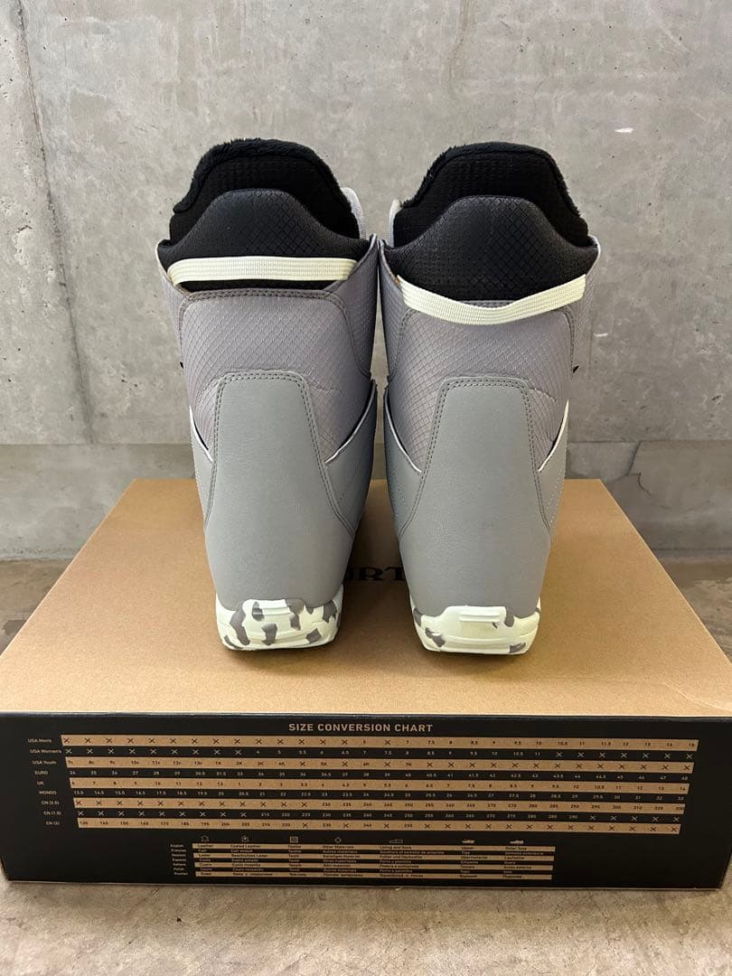 25cm キッズ Burton ジップライン BOA® スノーボードブーツ