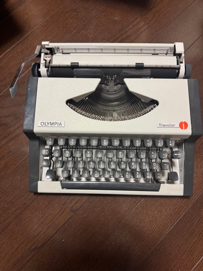 オリンピア　タイプライター トラベラー　Olympia Traveller