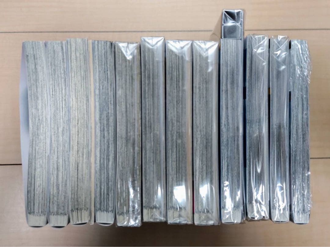 僕の心のヤバイやつ 1-12巻セット特装版は全て付録つきます。