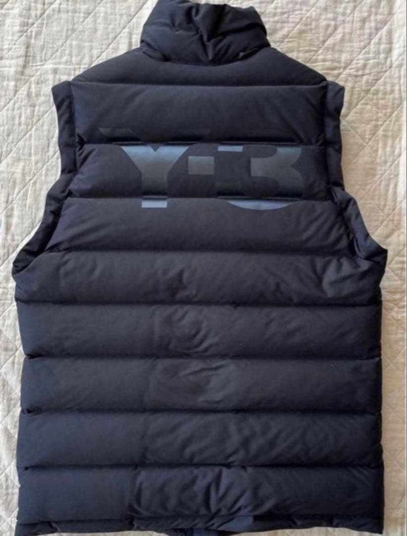 Y-3　ワイスリー　ヨウジヤマモト　アウター　ダウンベスト　ダウン　ベスト　XS
