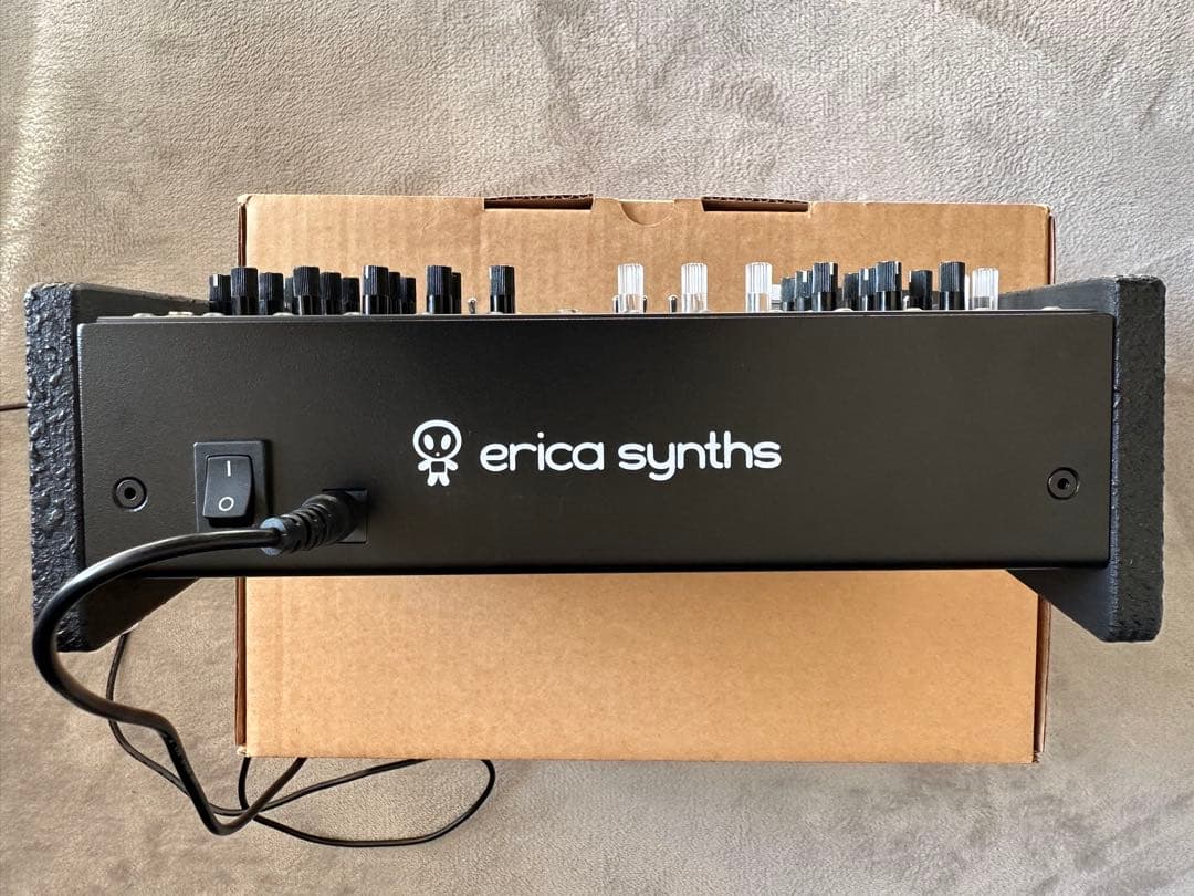 erica synths Pico System II モジュラーシンセサイザー