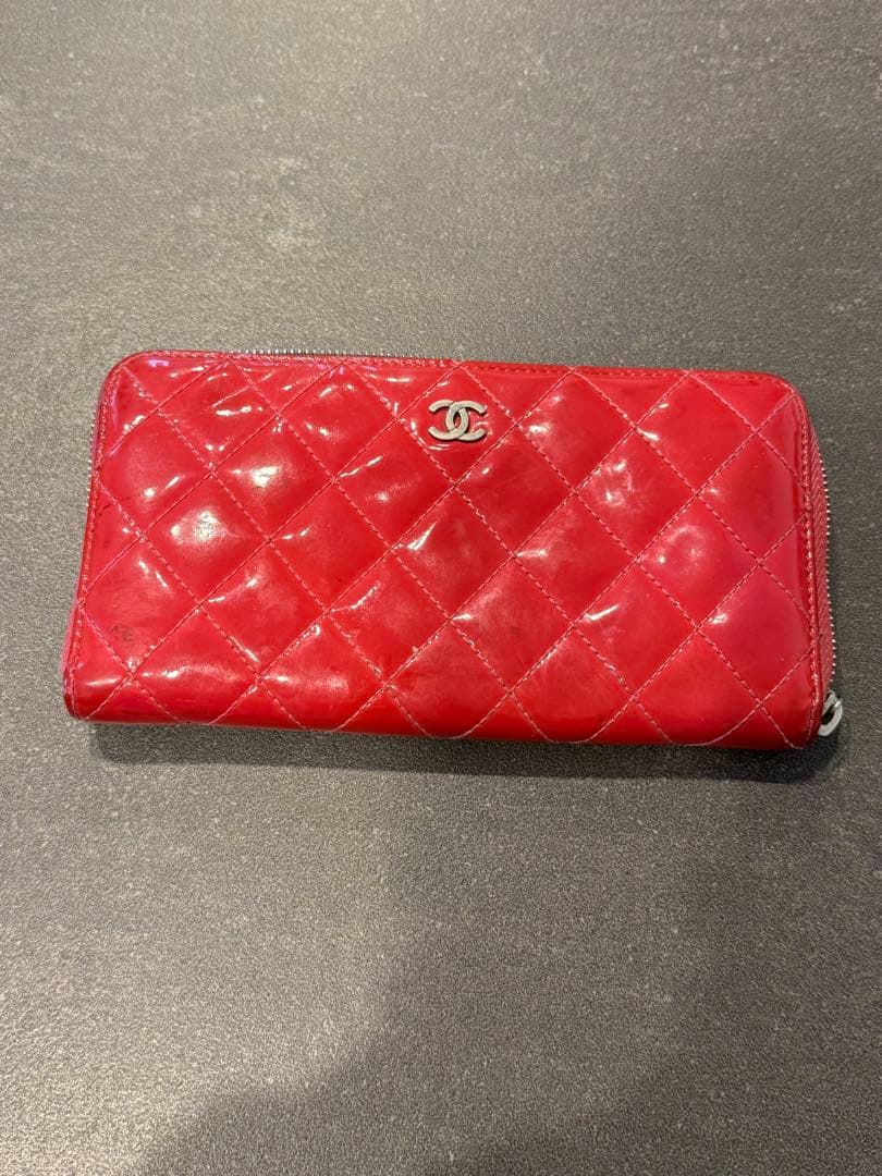CHANEL レッド キルティング 長財布
