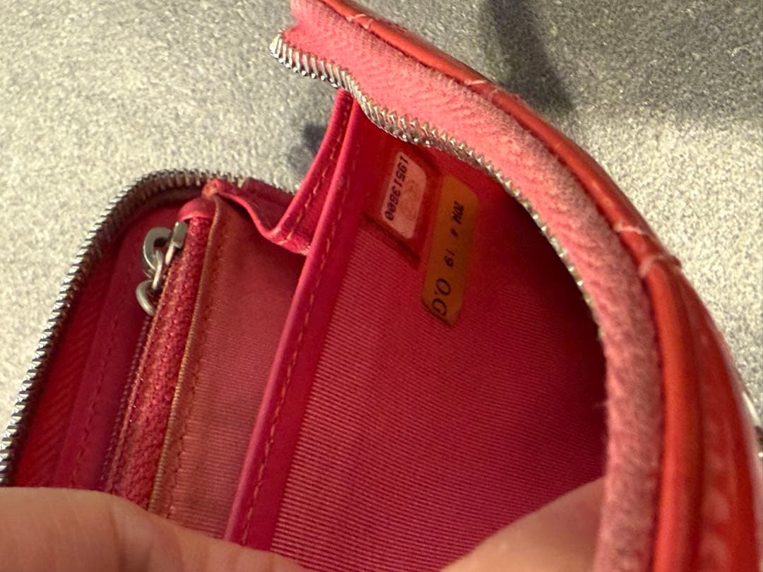 CHANEL レッド キルティング 長財布