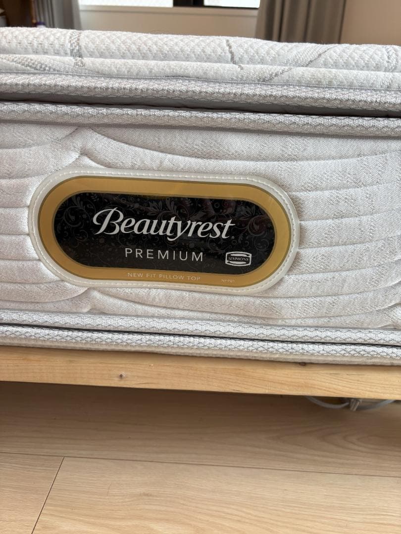 【美品】シモンズ セミダブル ピロートップ /高級ホテル仕様 /定価28.5万円