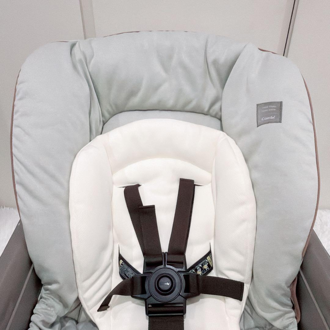 【未使用級】Combi コンビ ネムリラAT 新生児 自動 ハイローチェア
