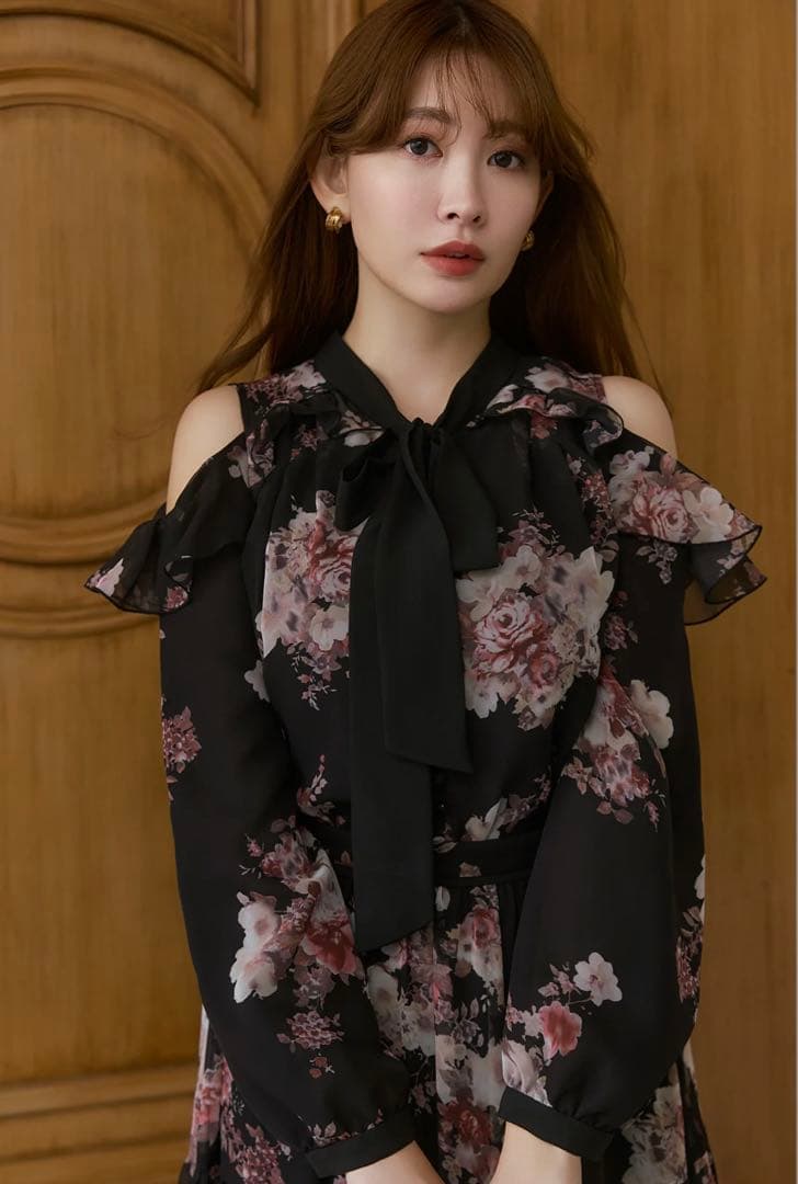 トップス her lip to Isaline Bow-Tie Floral Blouse