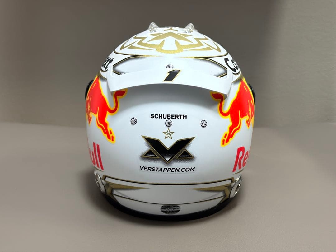 マックス フェルスタッペン 2022シーズン ヘルメット 1/2スケール