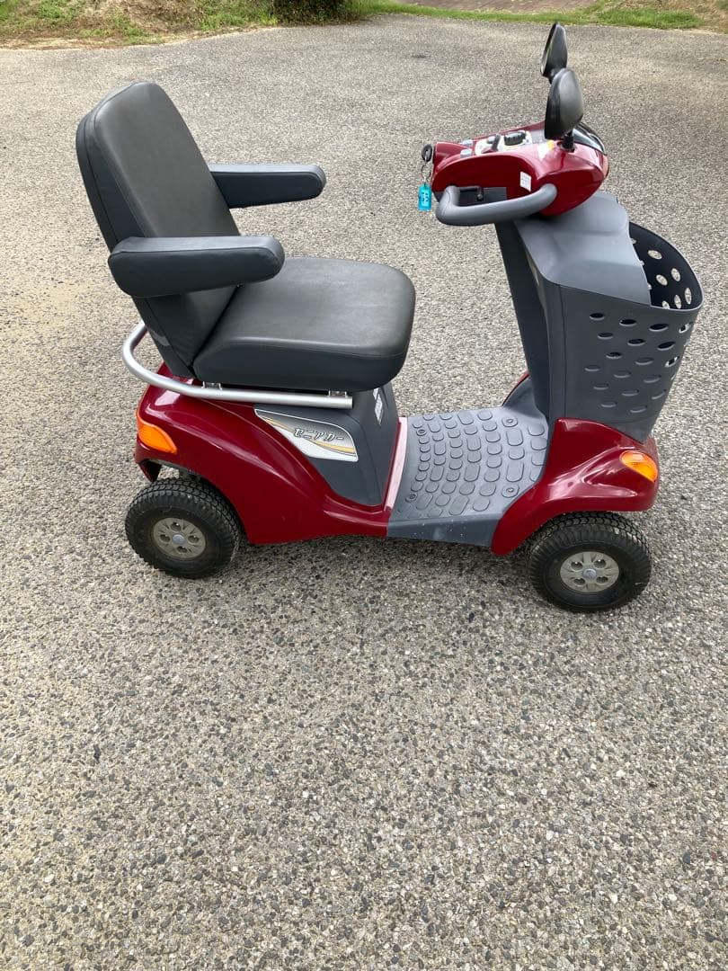 スズキ製　セニアカー　シニアカー　赤　ET4D7