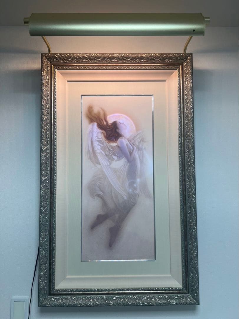 幻想的な天使のアート　大セール中！！今なら500,000円→198,000円