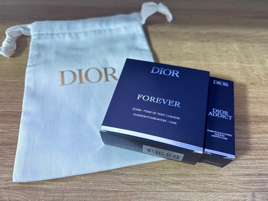 ディオール　ホリデー　限定ケース　2点セット　布巾着付き　グランバル　新品未開封