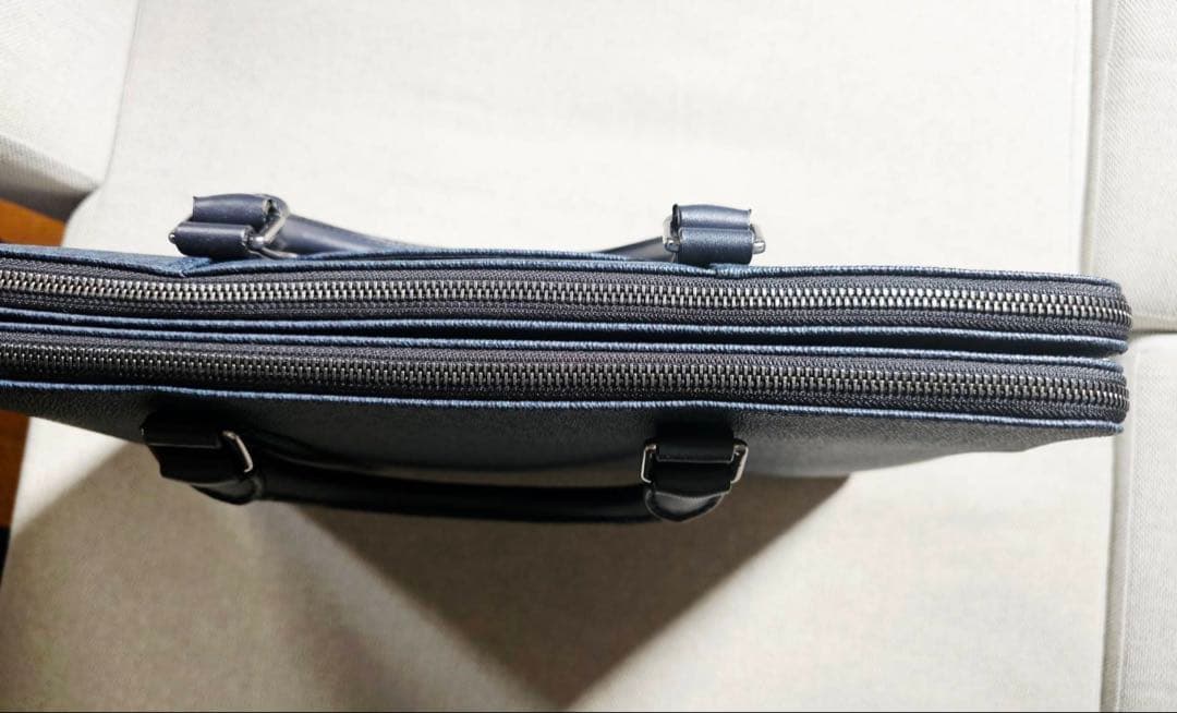 マイケルコースのビジネス用バッグ