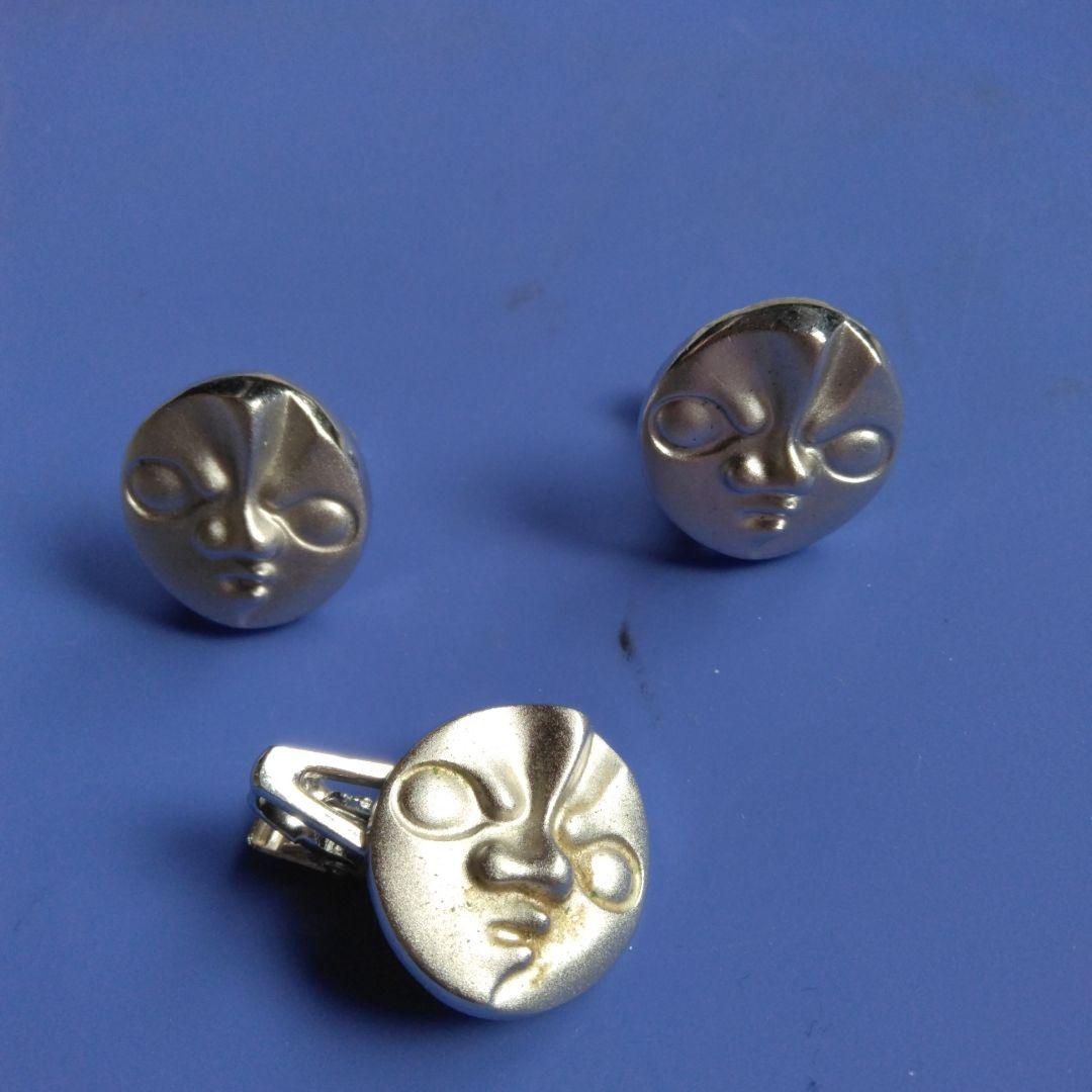 太陽の塔　EXPO 70 カフスボタンとネクタイピンのセット