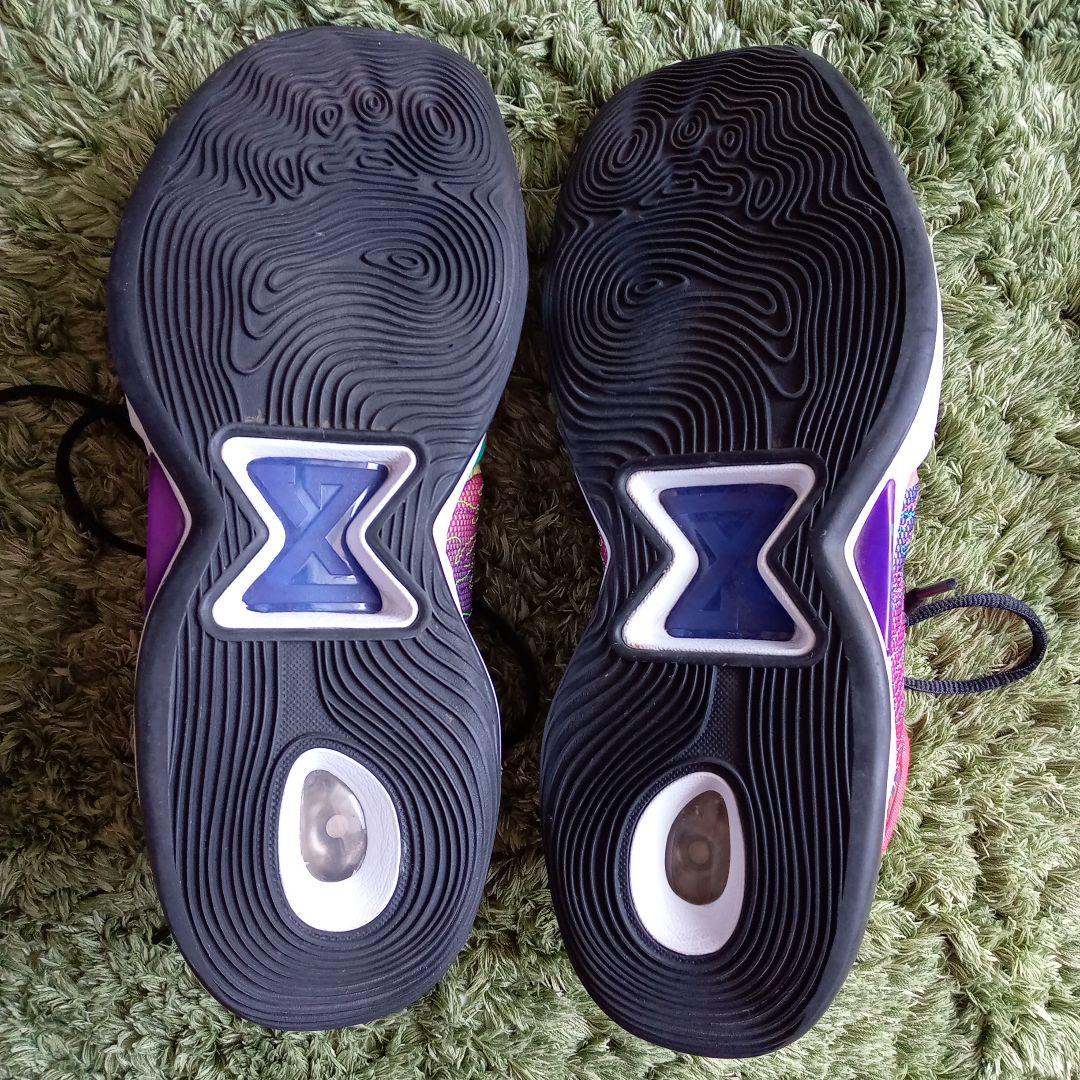 ナイキ　バスケットシューズ