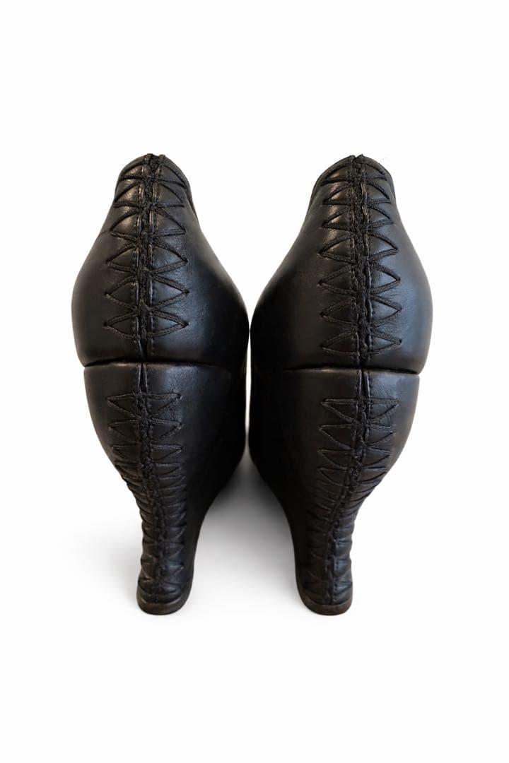 BOTTEGA VENETA 黒 レザー ショートブーツ / アンクルブーツ