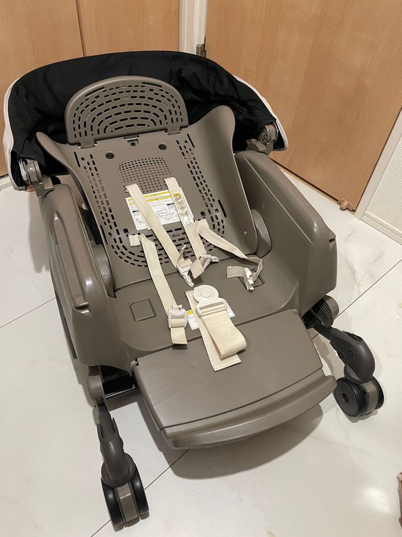 コンビ ネムリラEG＋AUTO SWING BEDi Long スリープシェル