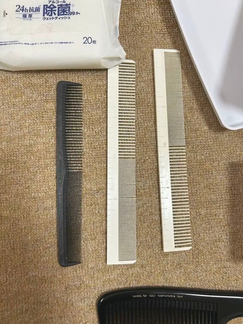 美容国家試験用具セット（スプレーボトル、消毒薬、コーム etc…）