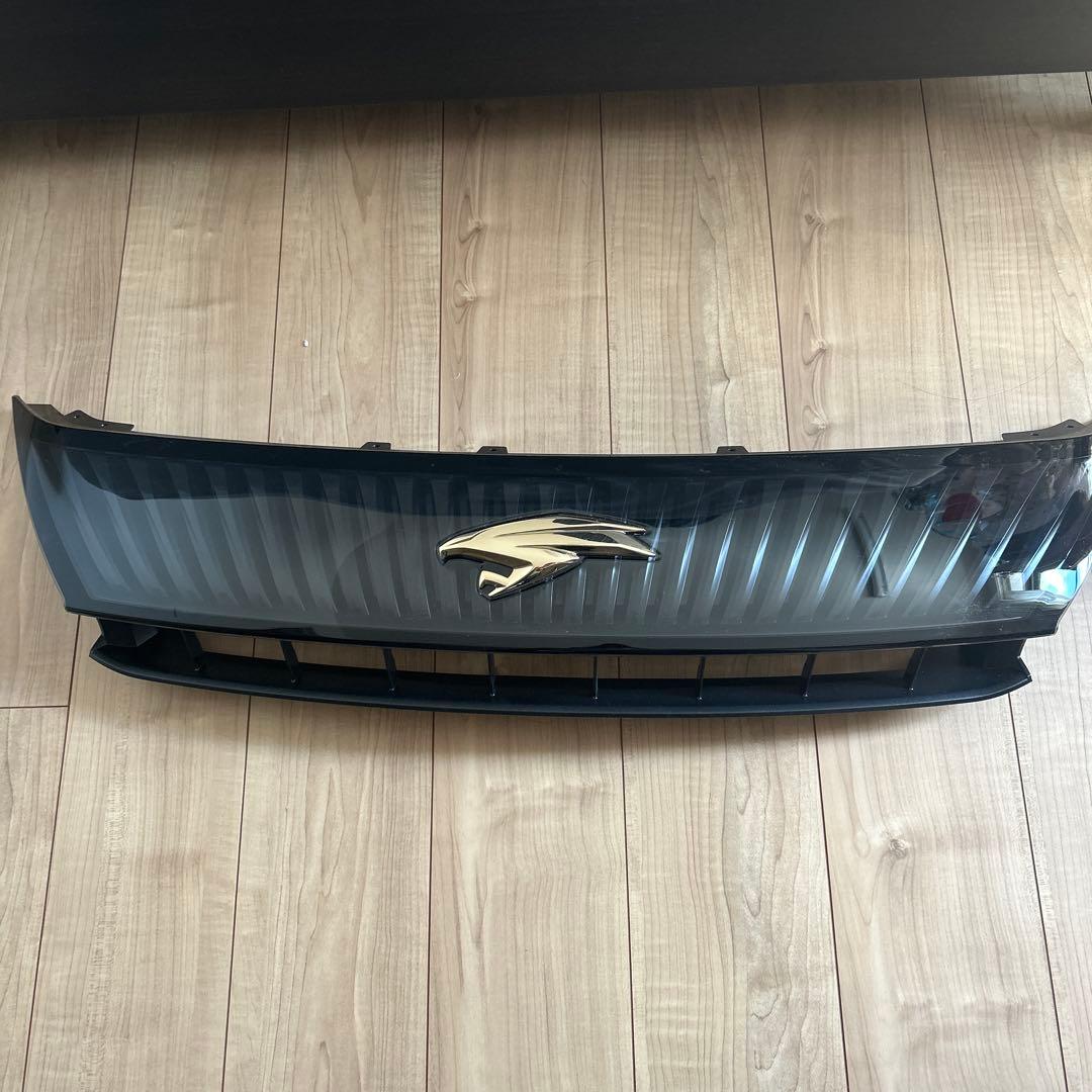 新品‼️ハリアー　フロントグリル