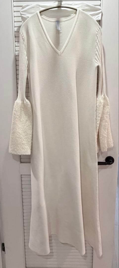 ワンピース POTTERY REEF LUXE LONG BELL SLEEVE FLARE