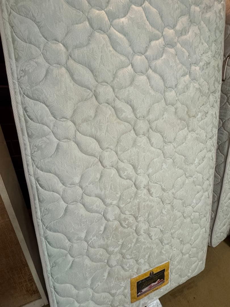 シモンズ マットレス② シングル エクストラハード