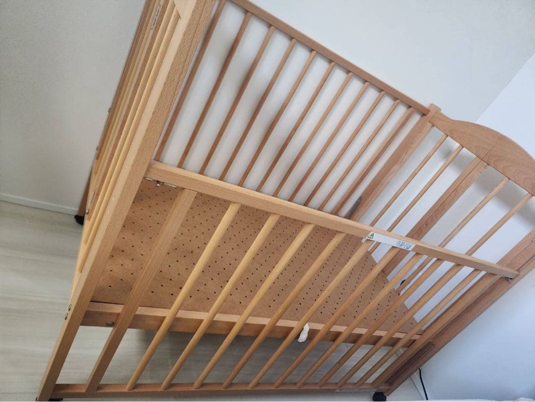 【美品】木製ベビーベッド★折りたたみ★ハイタイプ★石崎家具 ★スライド扉