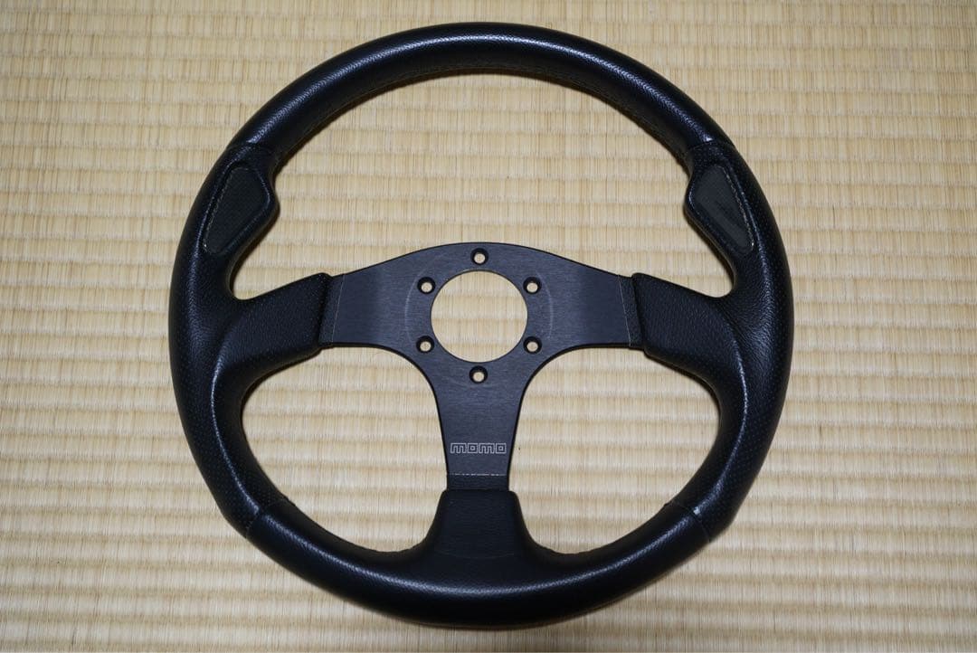 【正規品】　MOMO JET ジェット φ350 カーボン