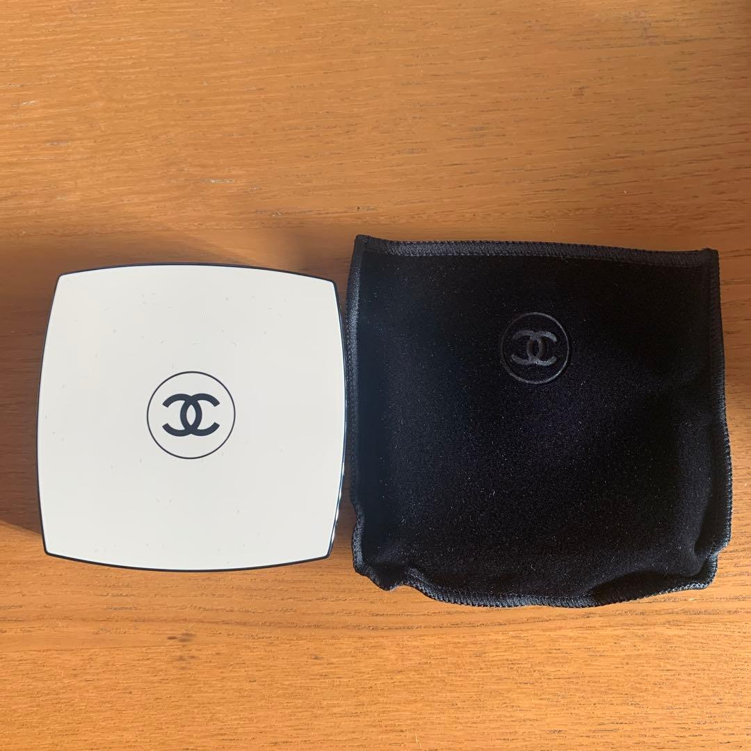 新品未使用　CHANEL レ　ベージュ　パレット　ルガール　ライト　アイシャドウ